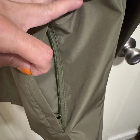 Ducks Unlimited Olive Green Windbreaker Jacket - Picture 6 of 10